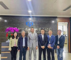 马来西亚驻广州总领事馆商务领事哈里斯到访华体会在线平台-华体会在线官网
